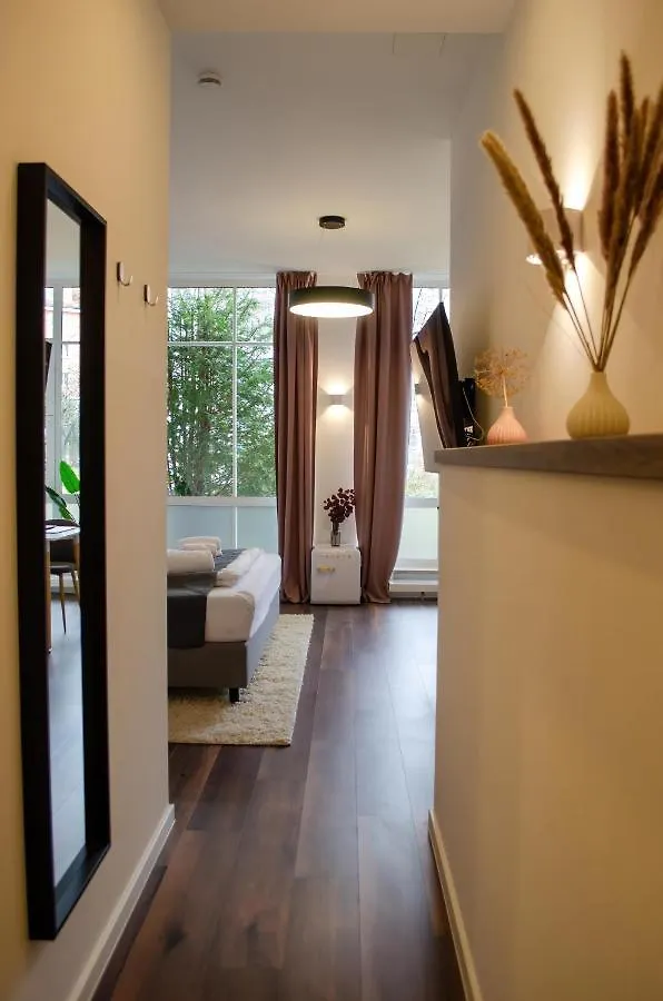 Apartment Homely Stay Studio 7 - Elegant Self-Check-In Studio For Urban Travelers München